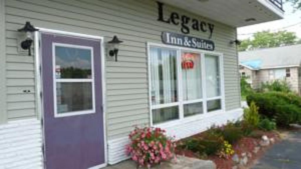 Legacy Inn & Suites Of 乔治湖 外观 照片